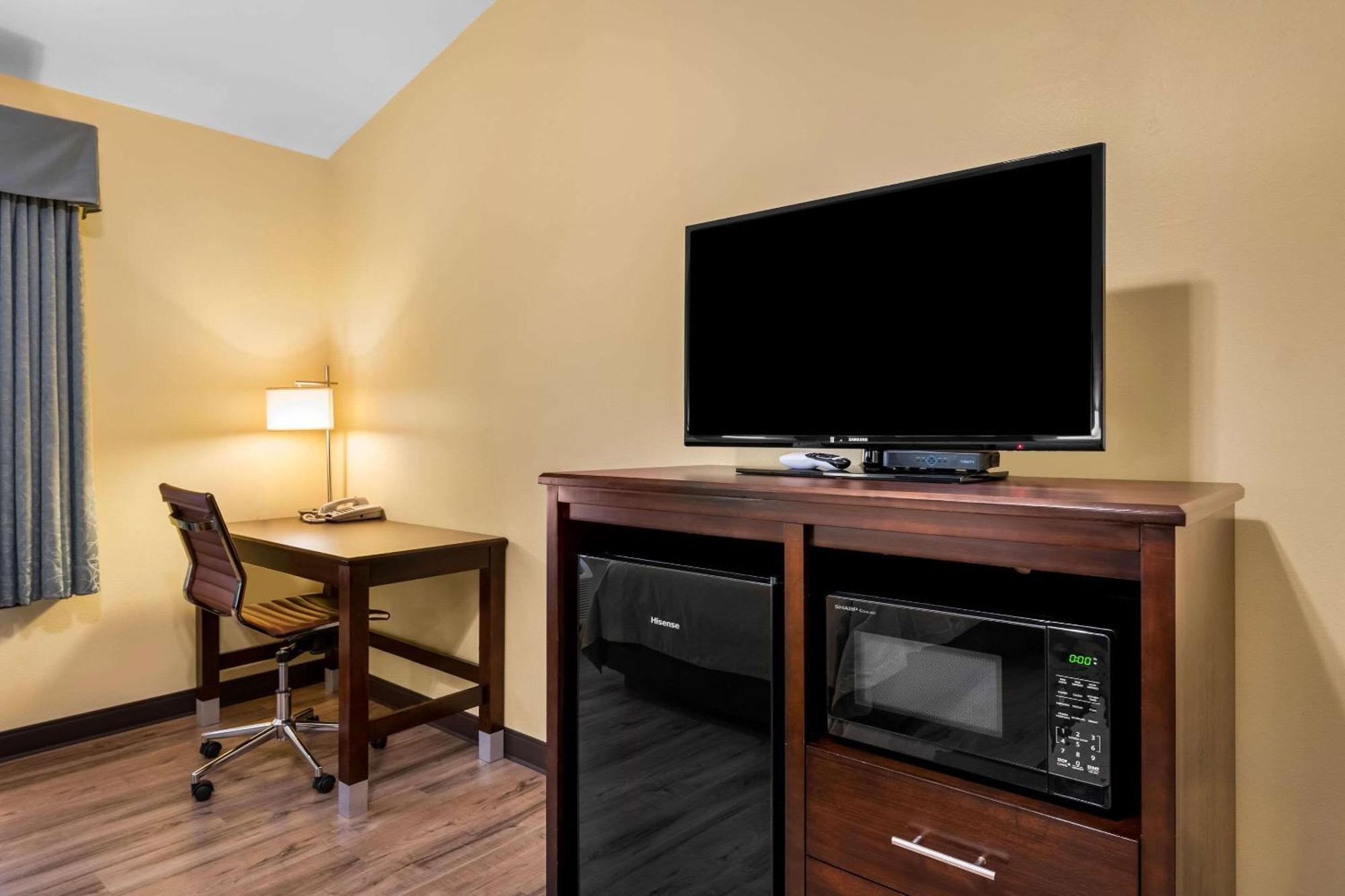 Econo Lodge Inn & Suites О-Клер Екстер'єр фото