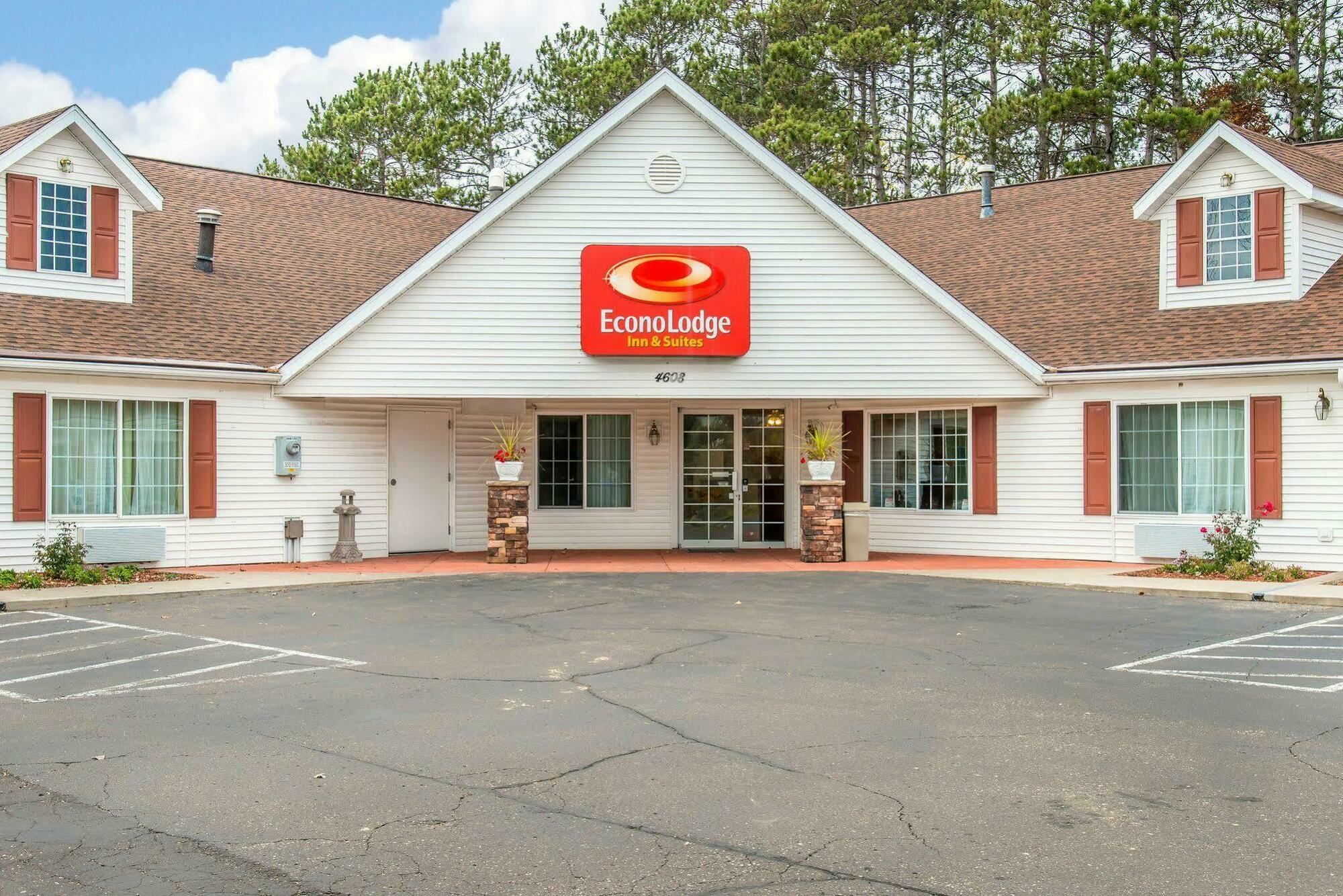 Econo Lodge Inn & Suites О-Клер Екстер'єр фото